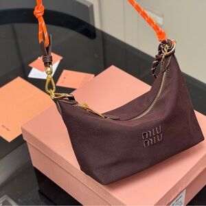 MIU MIU brown canvas single-shoulder bag, 18x15cm